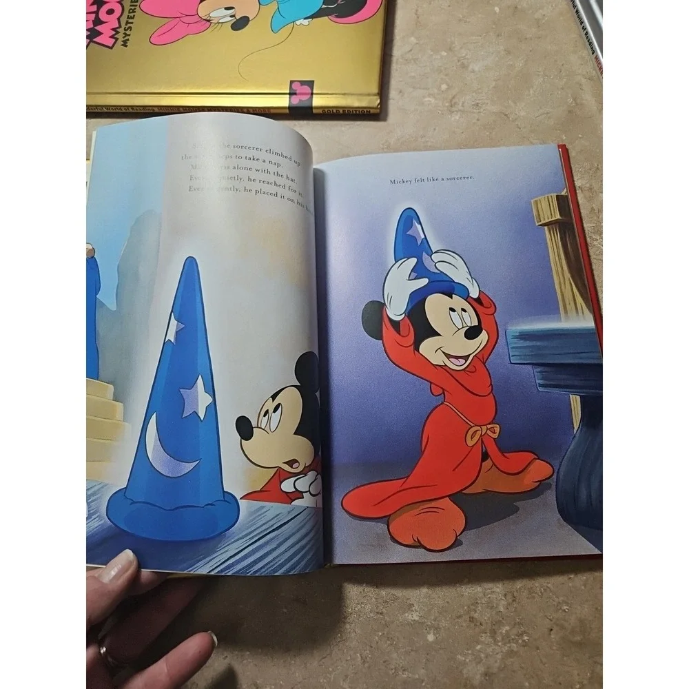 Mickey Mouse Book Classic Disney Wonderful World Reading-Gold Edition-Brand New-